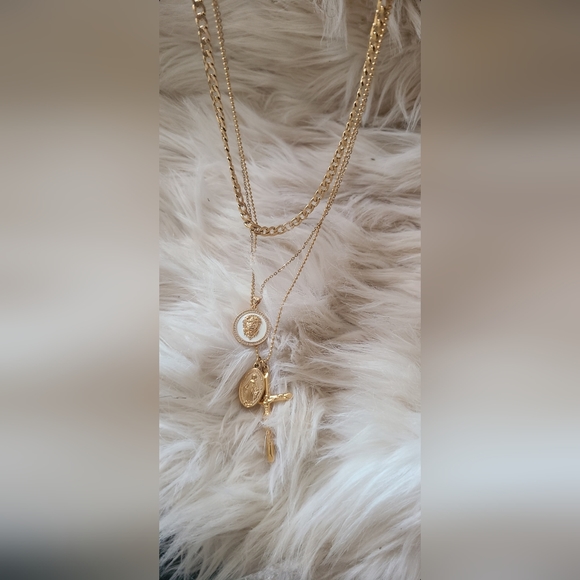 Ellie Gold Cross & Pendant Necklace - Picture 6 of 8